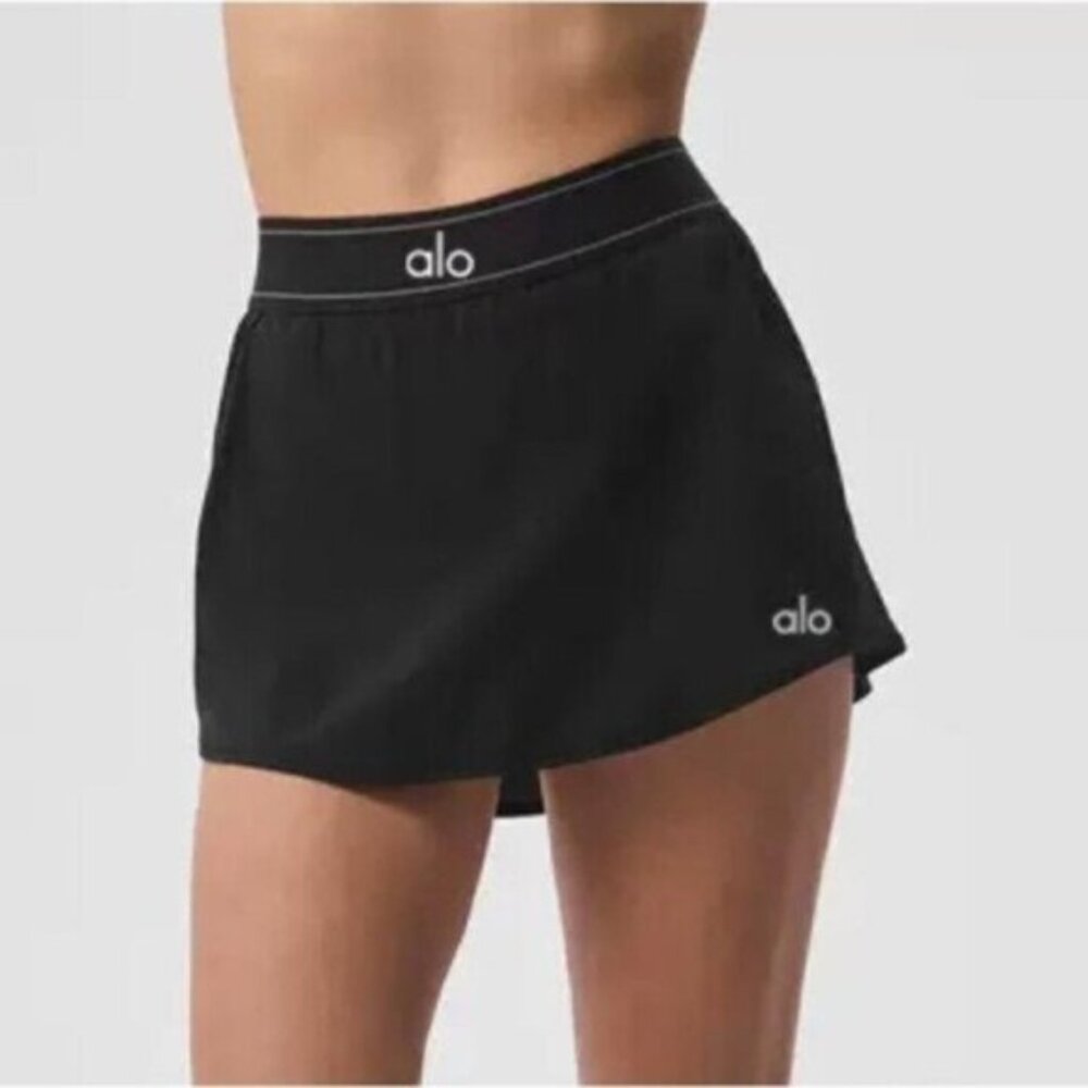 Alo Yoga Women's Black Skirt